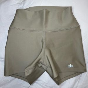 Alo Yoga High Waist Airlift Short